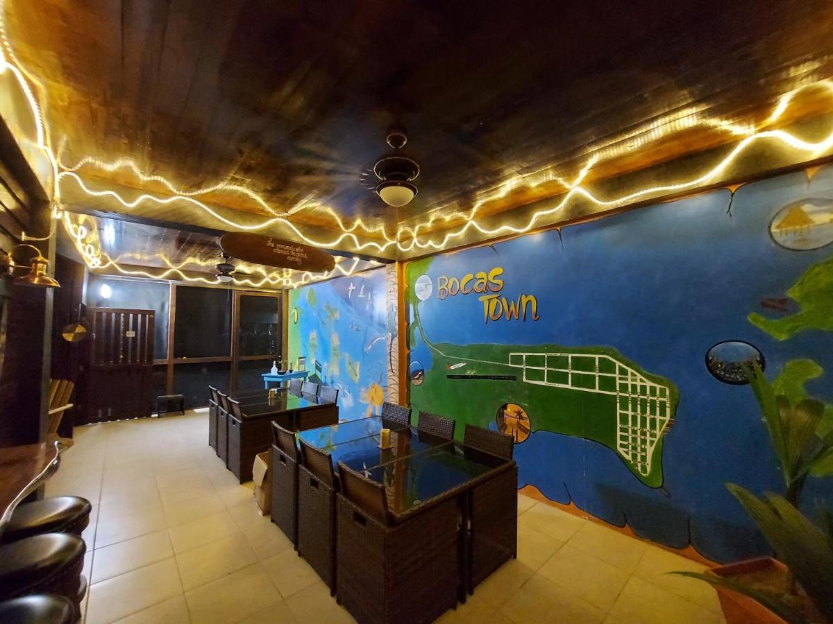 Casa Oceana Bed & Breakfast 보카스 타운 외부 사진
